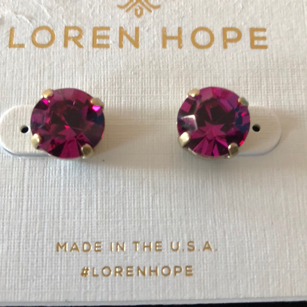 🆕⚜️Loren Hope KayL Crystal Fuschia Studs